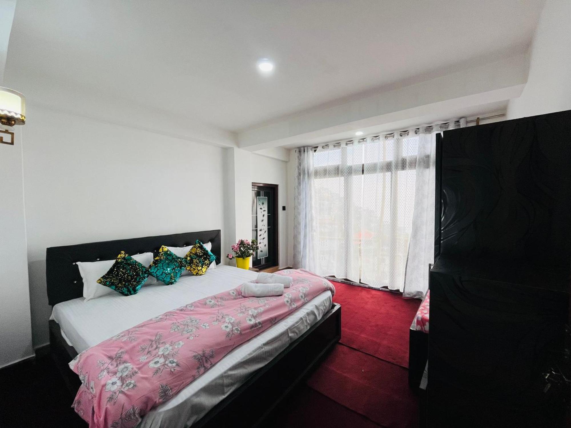 Shalom Inn Home Stay 다르질링 외부 사진