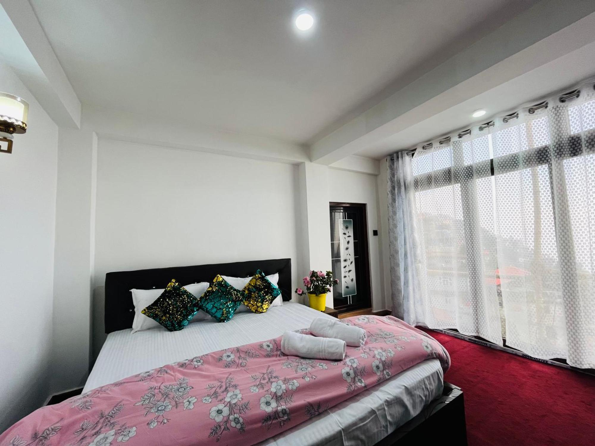 Shalom Inn Home Stay 다르질링 외부 사진