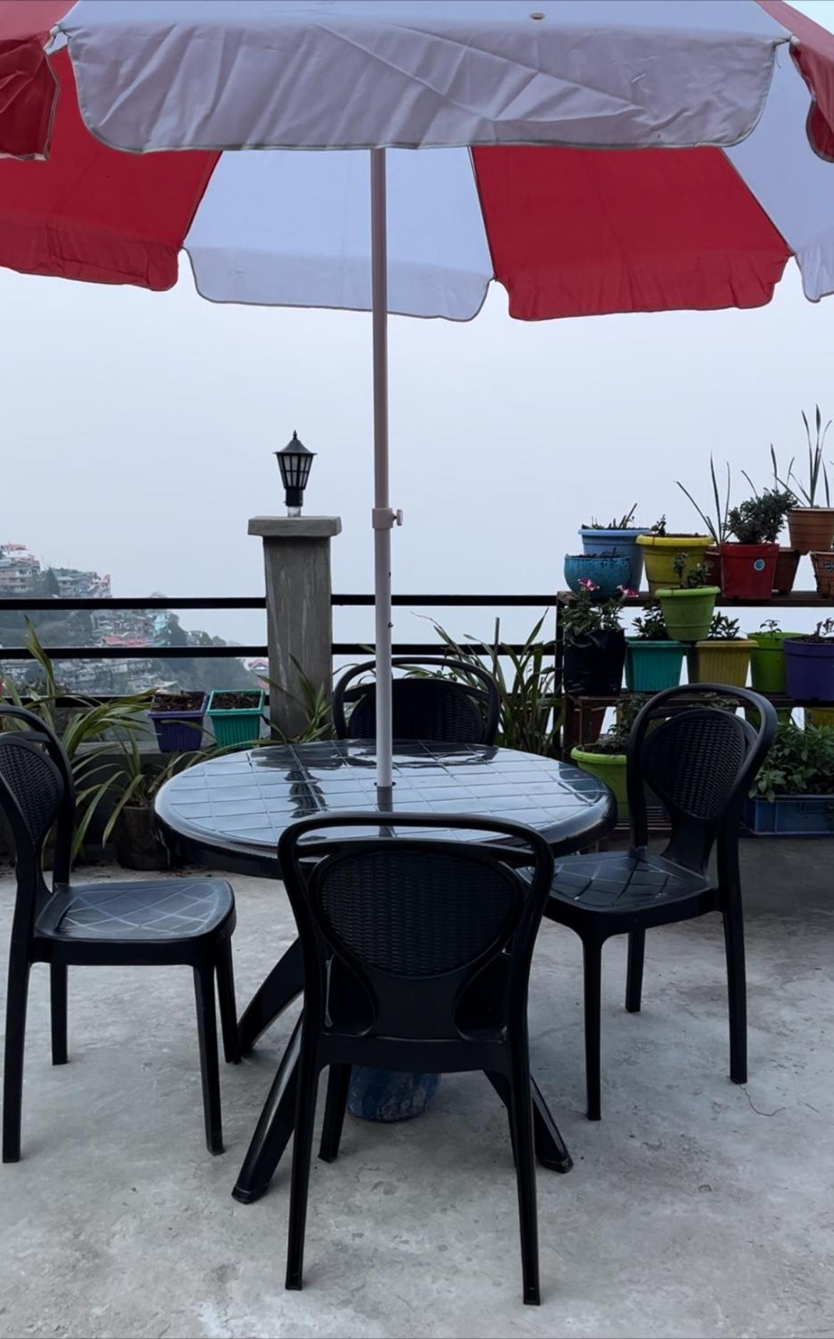 Shalom Inn Home Stay 다르질링 외부 사진