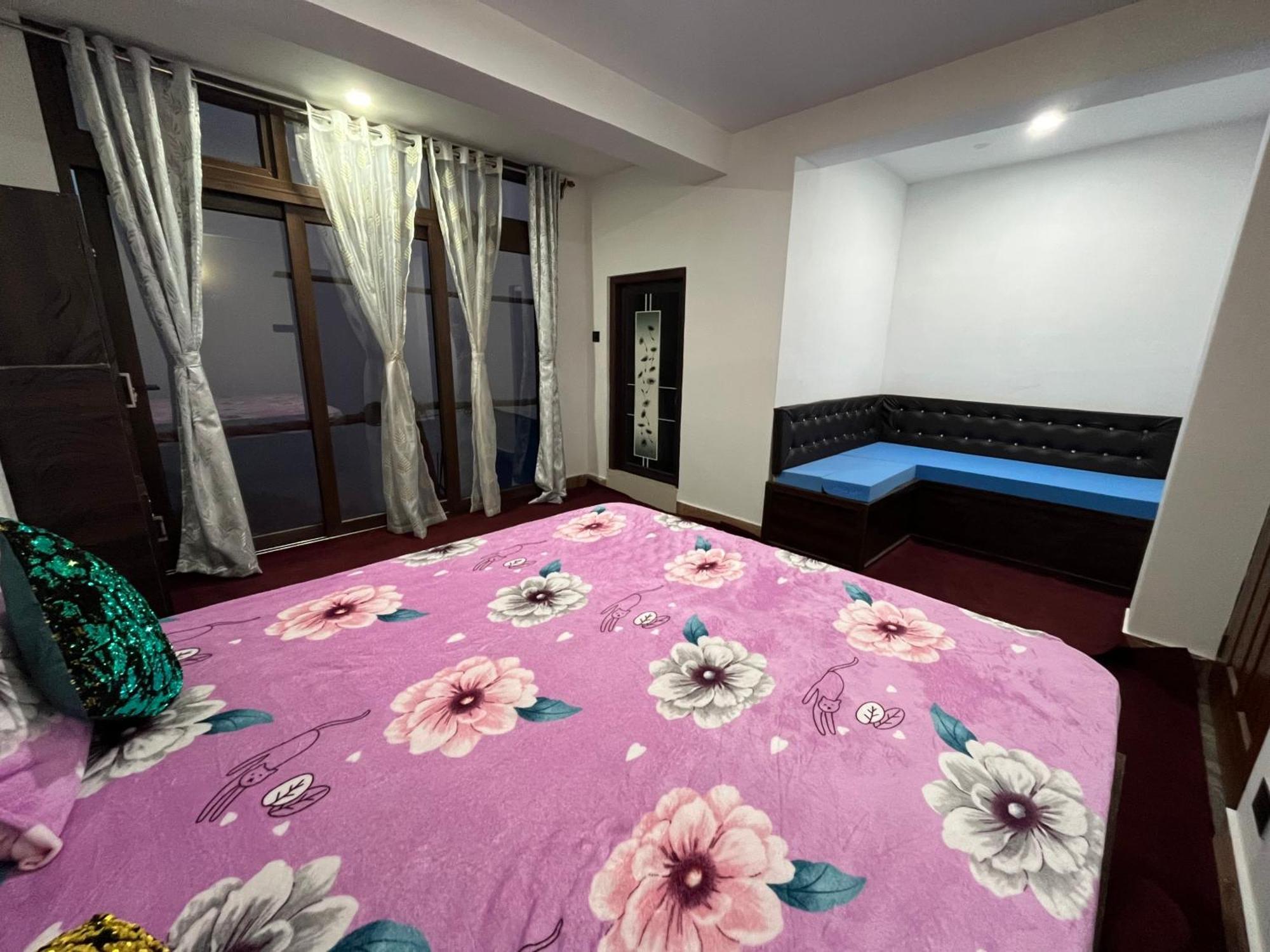 Shalom Inn Home Stay 다르질링 외부 사진