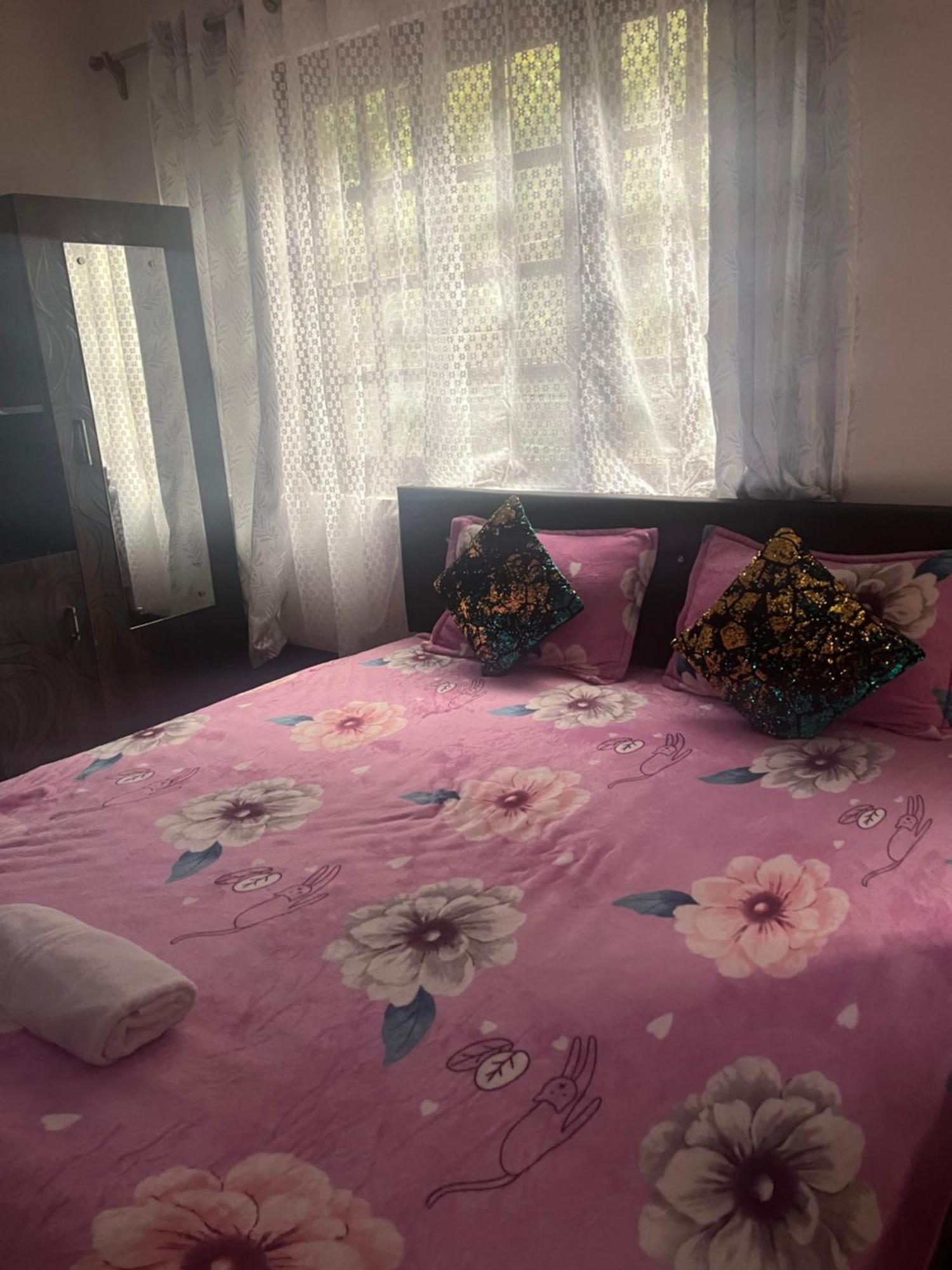 Shalom Inn Home Stay 다르질링 외부 사진